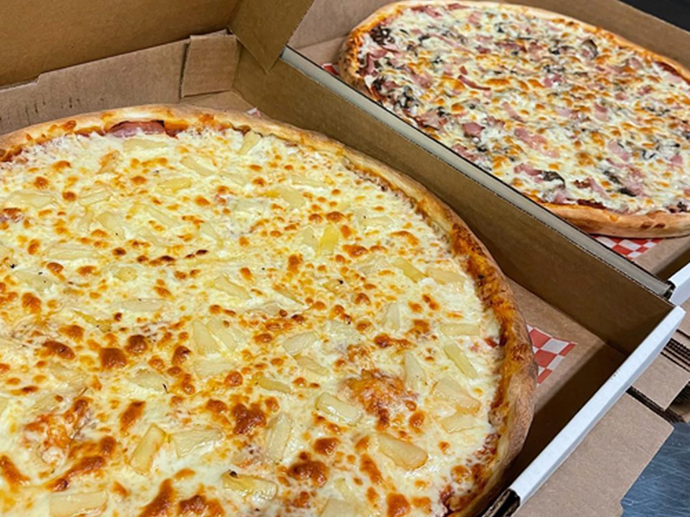 Triple C Pizzeria pizza shop on Portage Avenue in St. James, Winnipeg